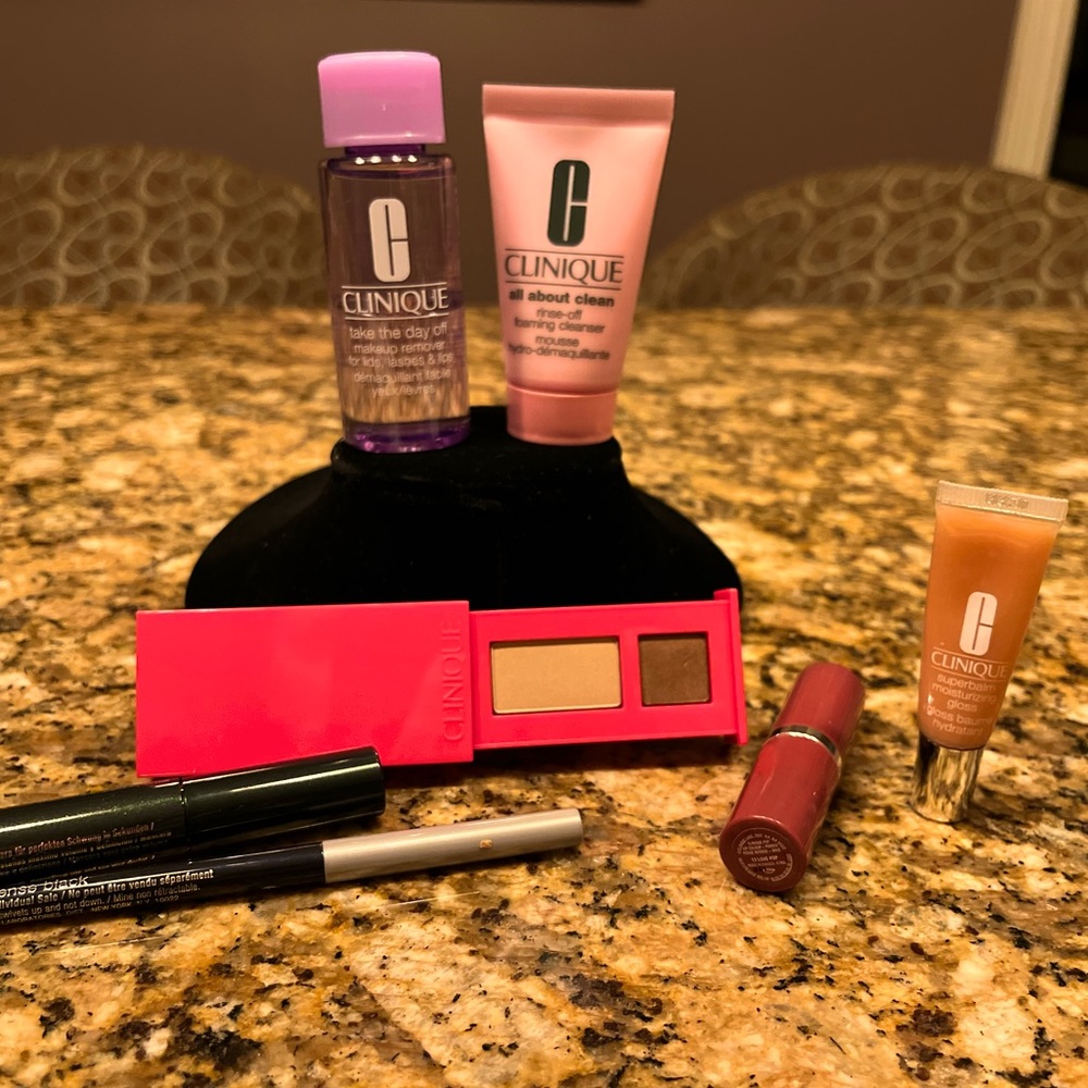 Clinique Makeup and Skin Care Bundle